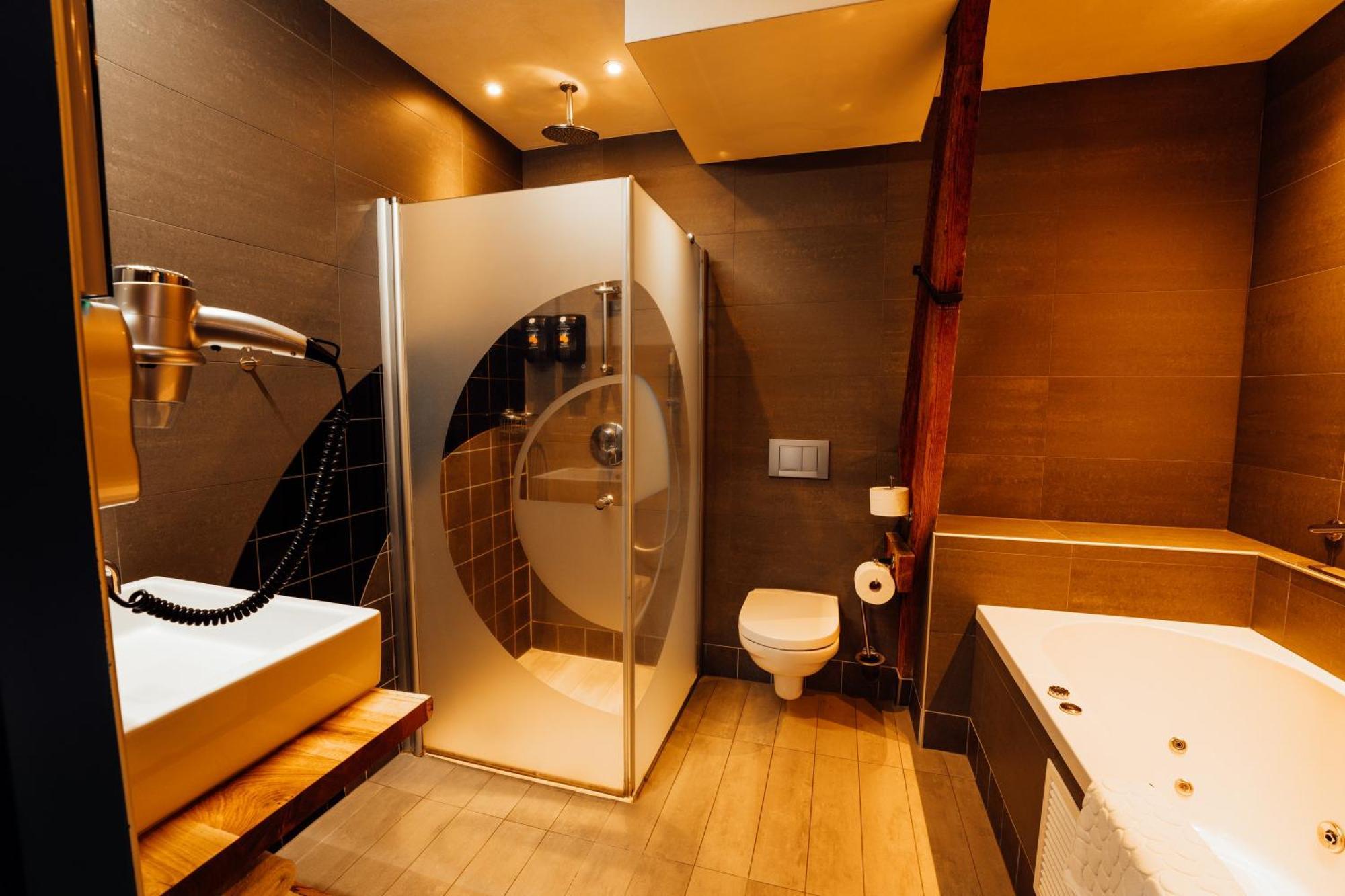 ווסטרבורק Boutique Hotel, Restaurant & Wellness Westerburcht מראה חיצוני תמונה